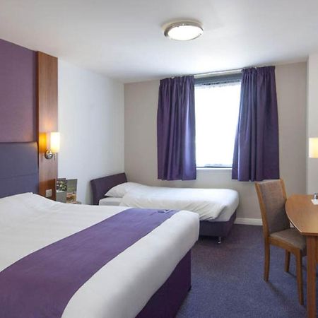 Premier Inn Glasgow City Centre - Argyle Street Εξωτερικό φωτογραφία