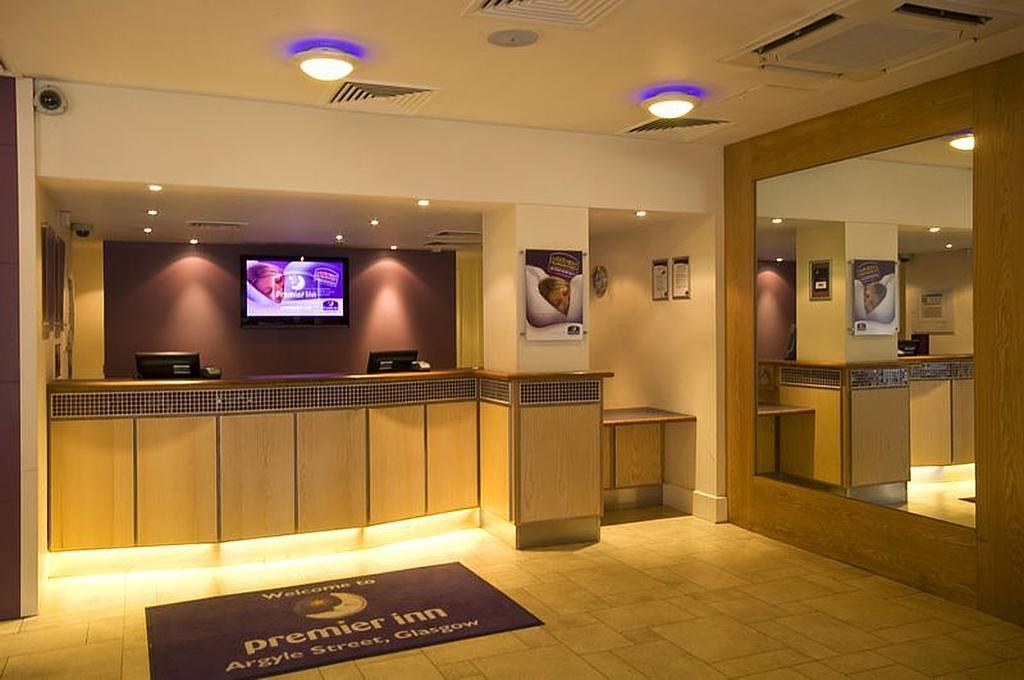 Premier Inn Glasgow City Centre - Argyle Street Εξωτερικό φωτογραφία