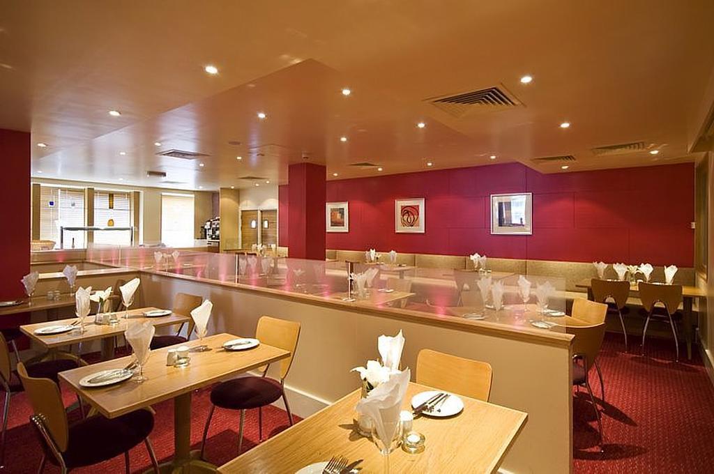 Premier Inn Glasgow City Centre - Argyle Street Εξωτερικό φωτογραφία